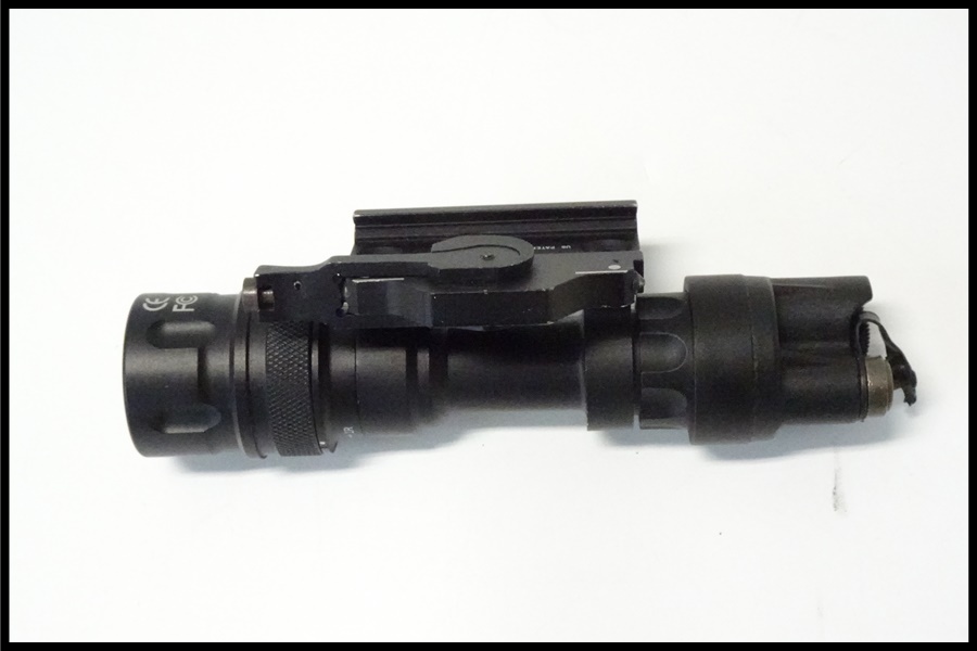 東京)NB SUREFIRE M952Vタイプ ウェポンライト_chc-2404233407-ai-081526333_4.jpg