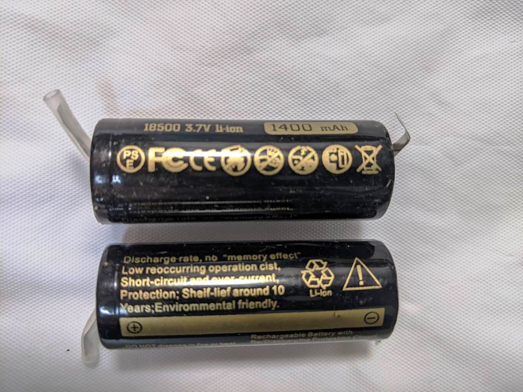 リチウムイオン バッテリー 充電池18500 3.7V 1400mAh タブ付 2個セット (BRAUN シェーバシリーズ７交換等） の画像1