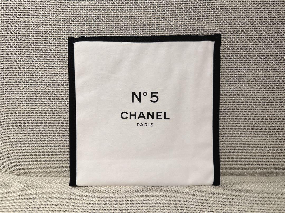 CHANEL シャネル ノベルティギフト ポーチ 正規品 新品未使用 限定品！_画像1