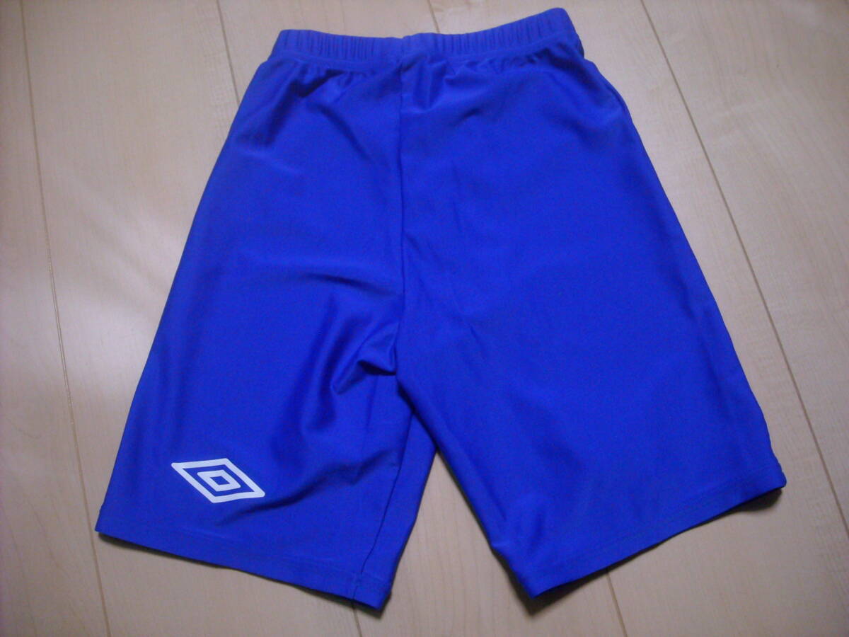 美品★(アンブロ)UMBRO★サッカー用★インナースパッツ UAS9300P☆サイズＳ（胴囲74)☆色はブルー☆の画像1