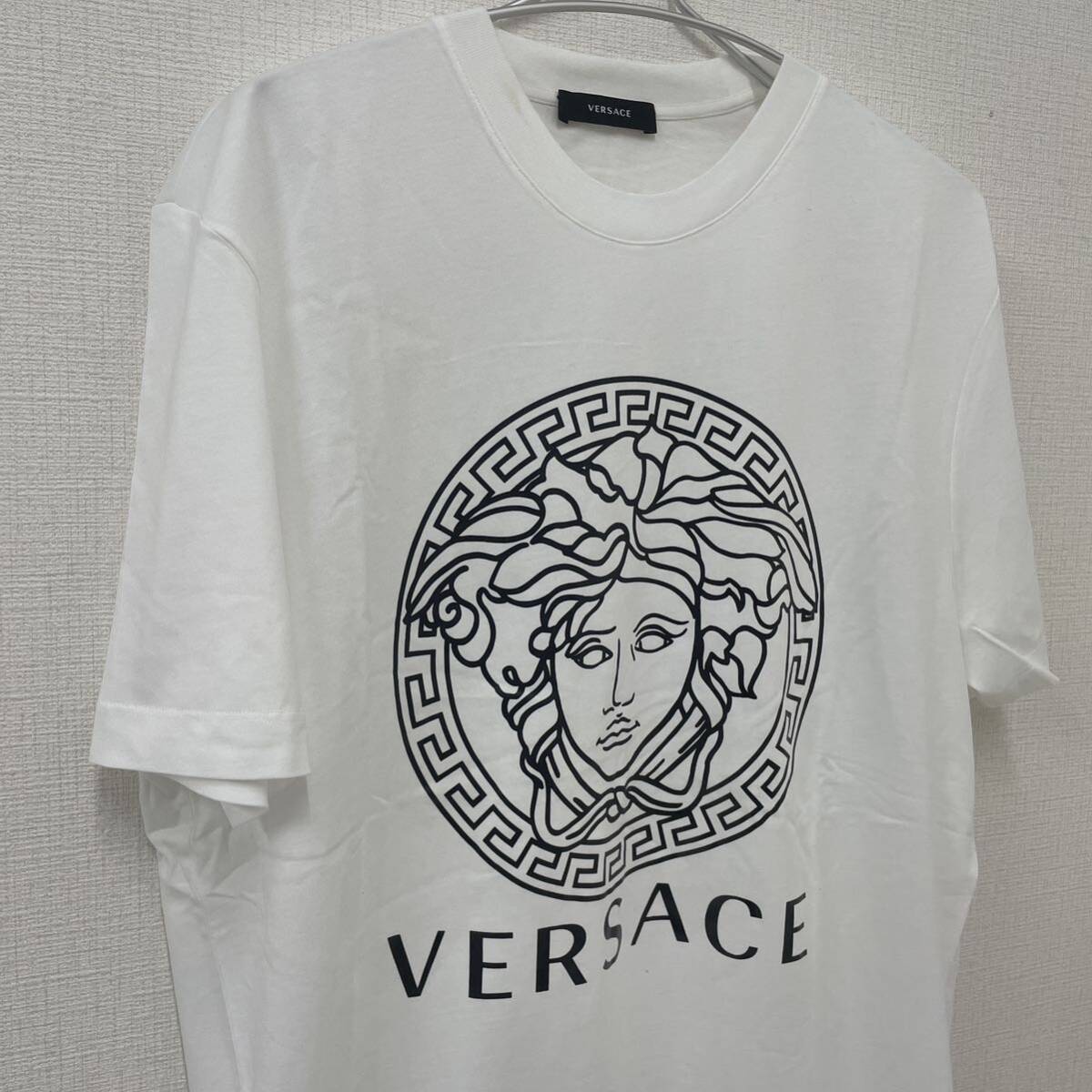 #[ new goods * unused goods ] spring summer Versace VERSACE high class Logo T-shirt ⑩ white × black mete.-sa2XL size short sleeves with defect 