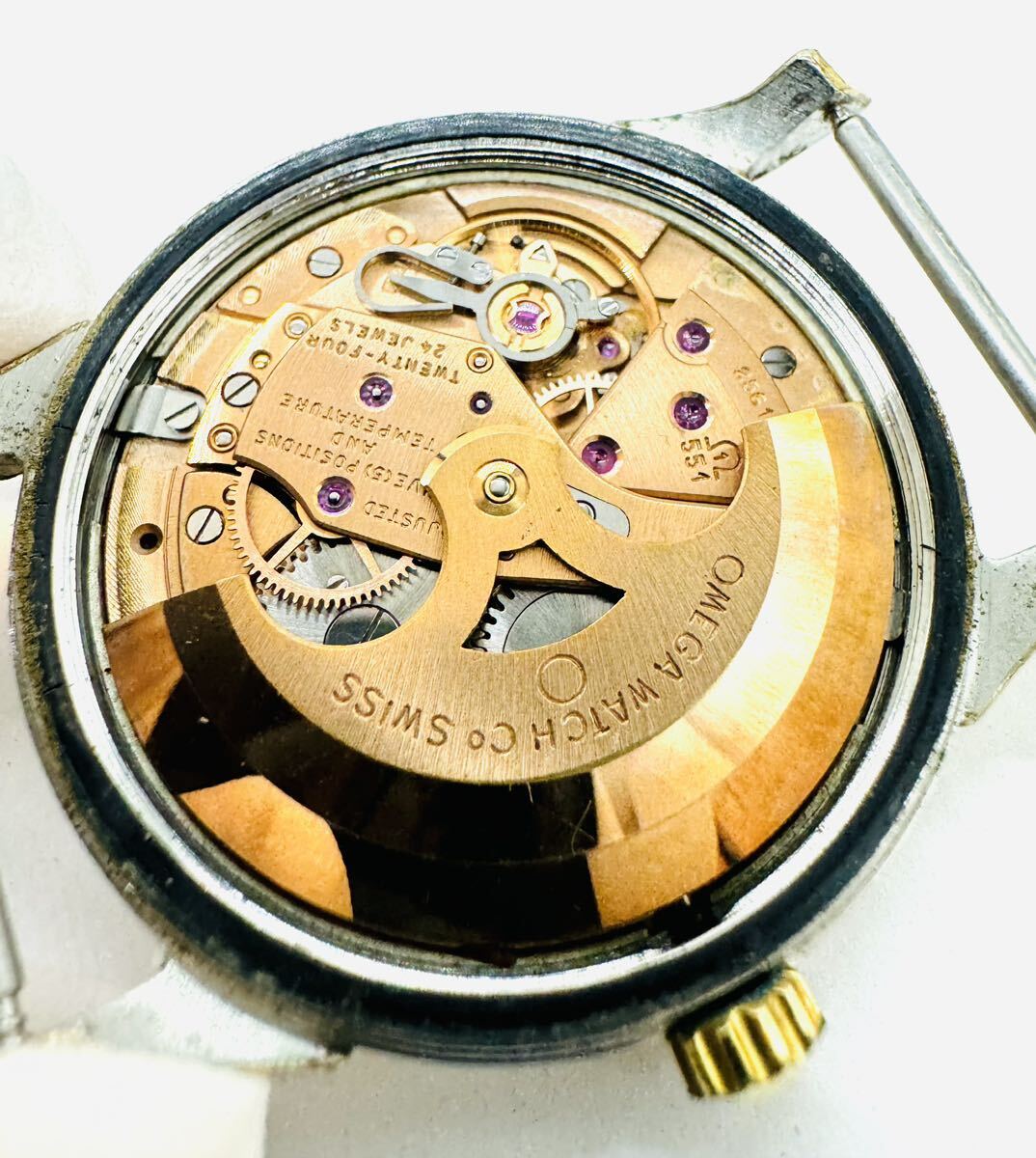 オメガ OMEGA cal.551 自動巻き コンステレーション 12角 メダル ゴールド文字盤 メンズ 腕時計の画像6