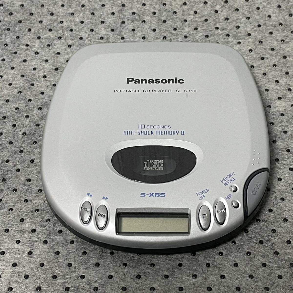 1円スタート パナソニック ポータブルCDプレーヤー Panasonic 100vからの通電確認 の画像3