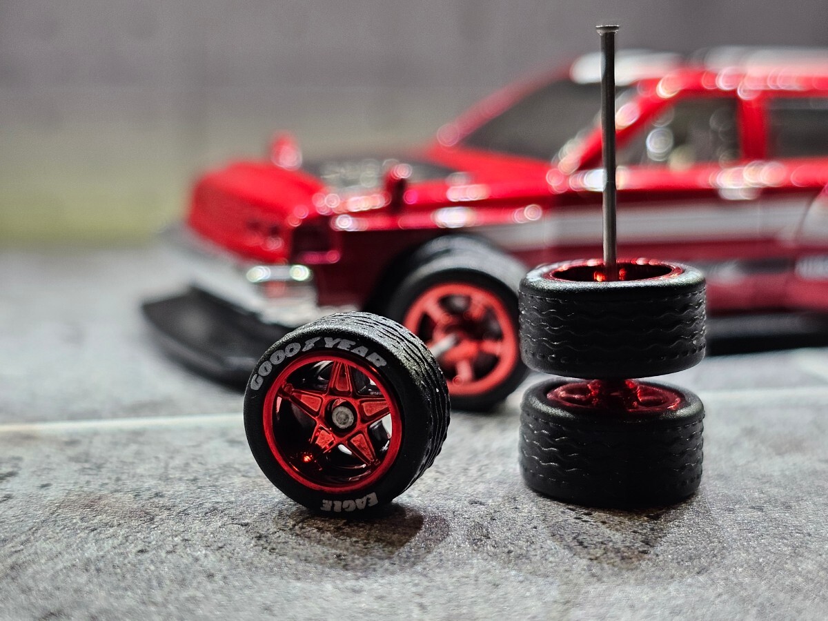 【3インチ 1/64に最適】カスタムホイール custom wheels ホットウィール Hotwheel ホワイトレター入 リアルライダー ゴムタイヤ cpssc 1赤の画像1