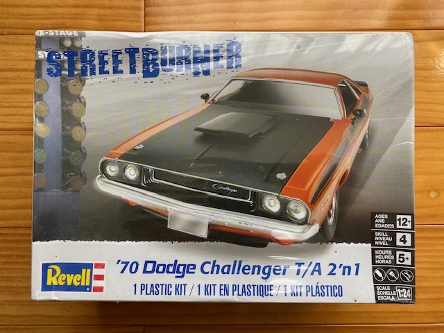 レベル 1/24 '70 Dodge Challenger T/A 2'n1の画像1