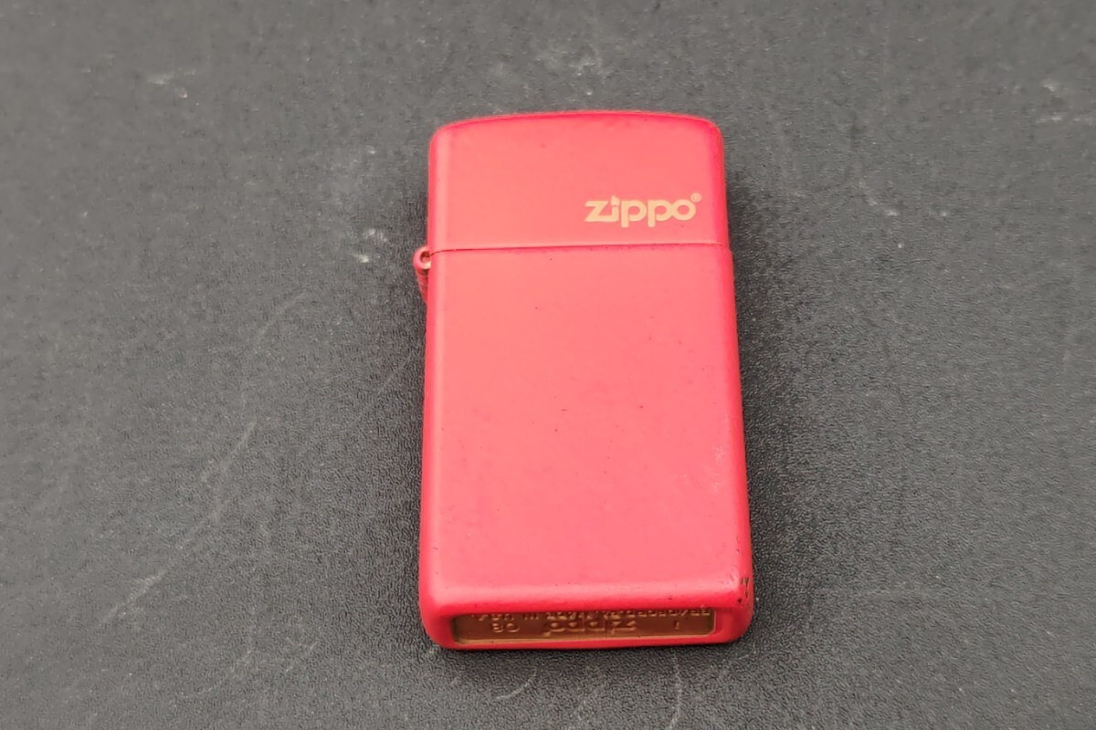 【２００８年製】Zippo ロゴ入り【レッド・赤・ジッポー・スリム】の画像2