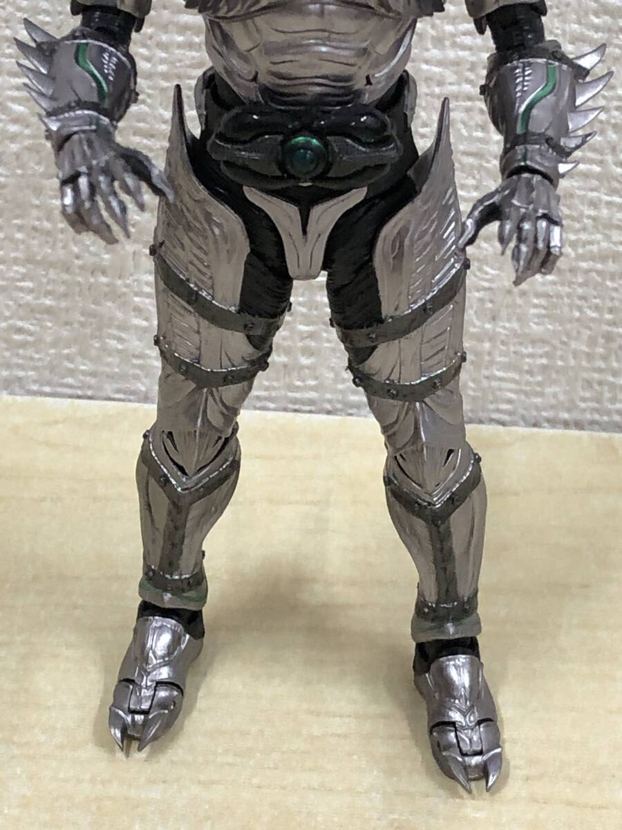 【開封品 フィギュア】S.H.Figuarts 仮面ライダーSHADOWMOON 仮面ライダーBLACK SUN バンダイ(20240426)の画像9