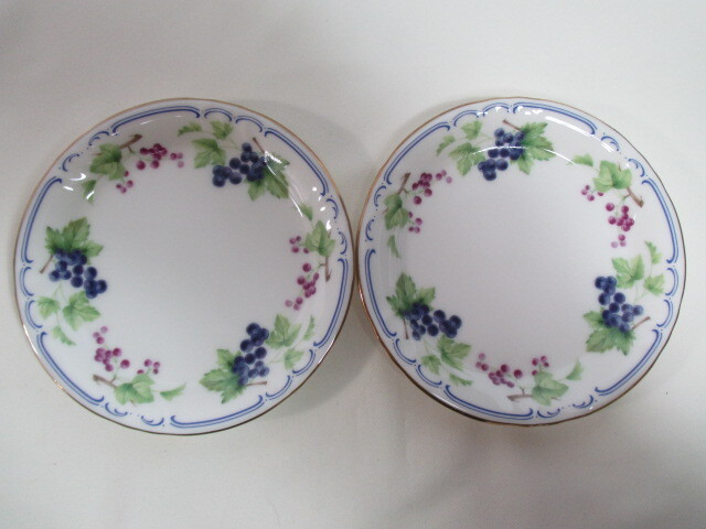 NARUMI ナルミ　ブドウ絵柄の皿　２枚セット_画像1