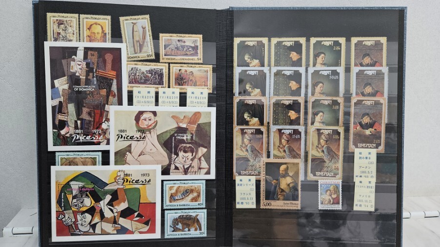 【F2024/04/17⑬】１円～ 整理品 海外切手 中国切手 絵画切手 偉人切手 約20ページの画像9