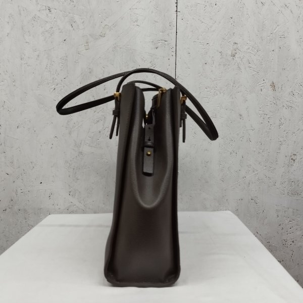 Z1033 CHARLES & KEITH チャールズ＆キース クラシック ダブル ハンドル トート バッグ ブラウン ベーシック デザイン オフィス フォーマルの画像4