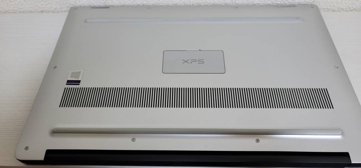 ノートPC DELL XPS 15 9570 （カスタム品） 4K タッチパネル_画像3