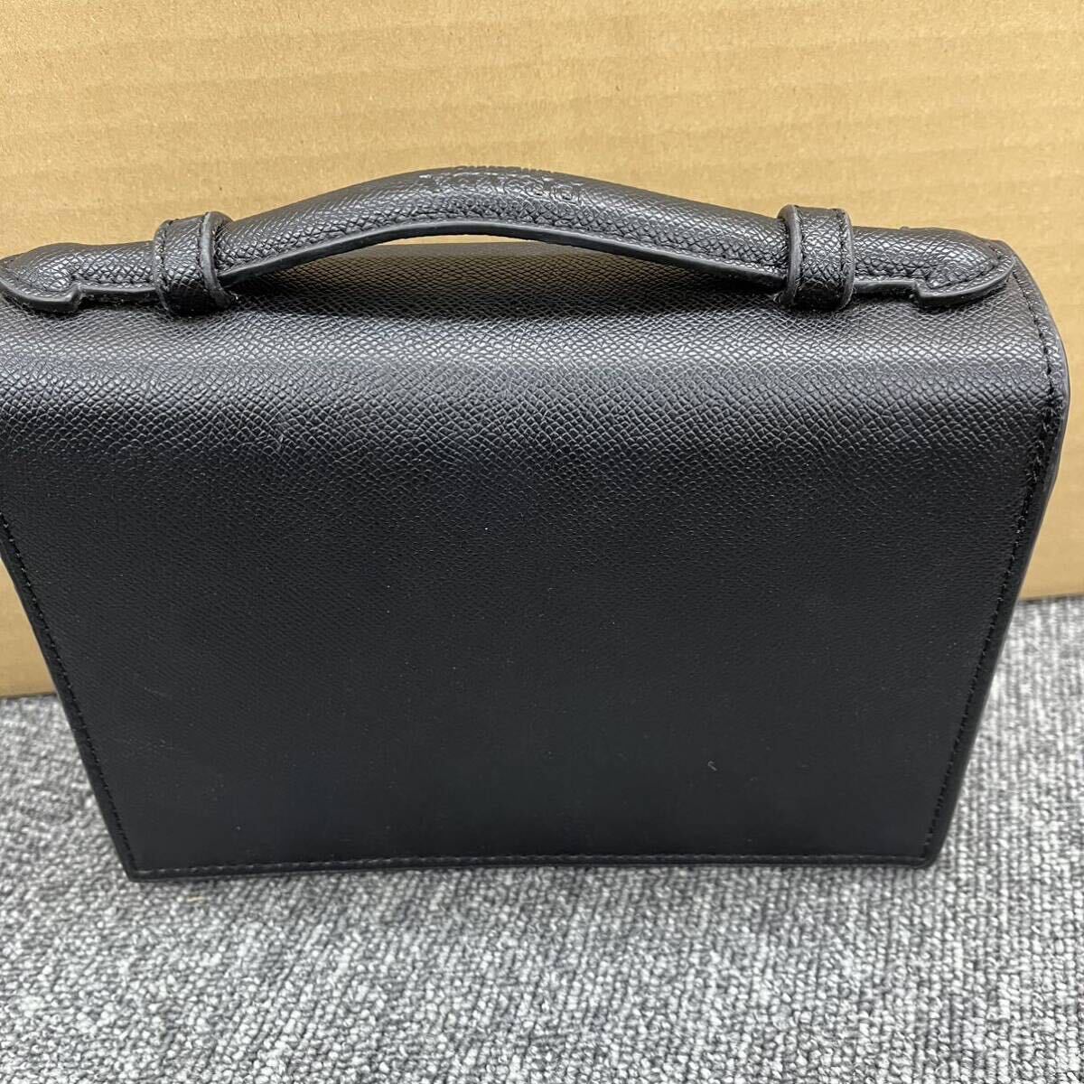 582.◎1円スタート◎PRADA プラダ ショルダーバッグ クラッチバッグ モノクローム サフィアーノ 黒 ブラック レディースの画像3