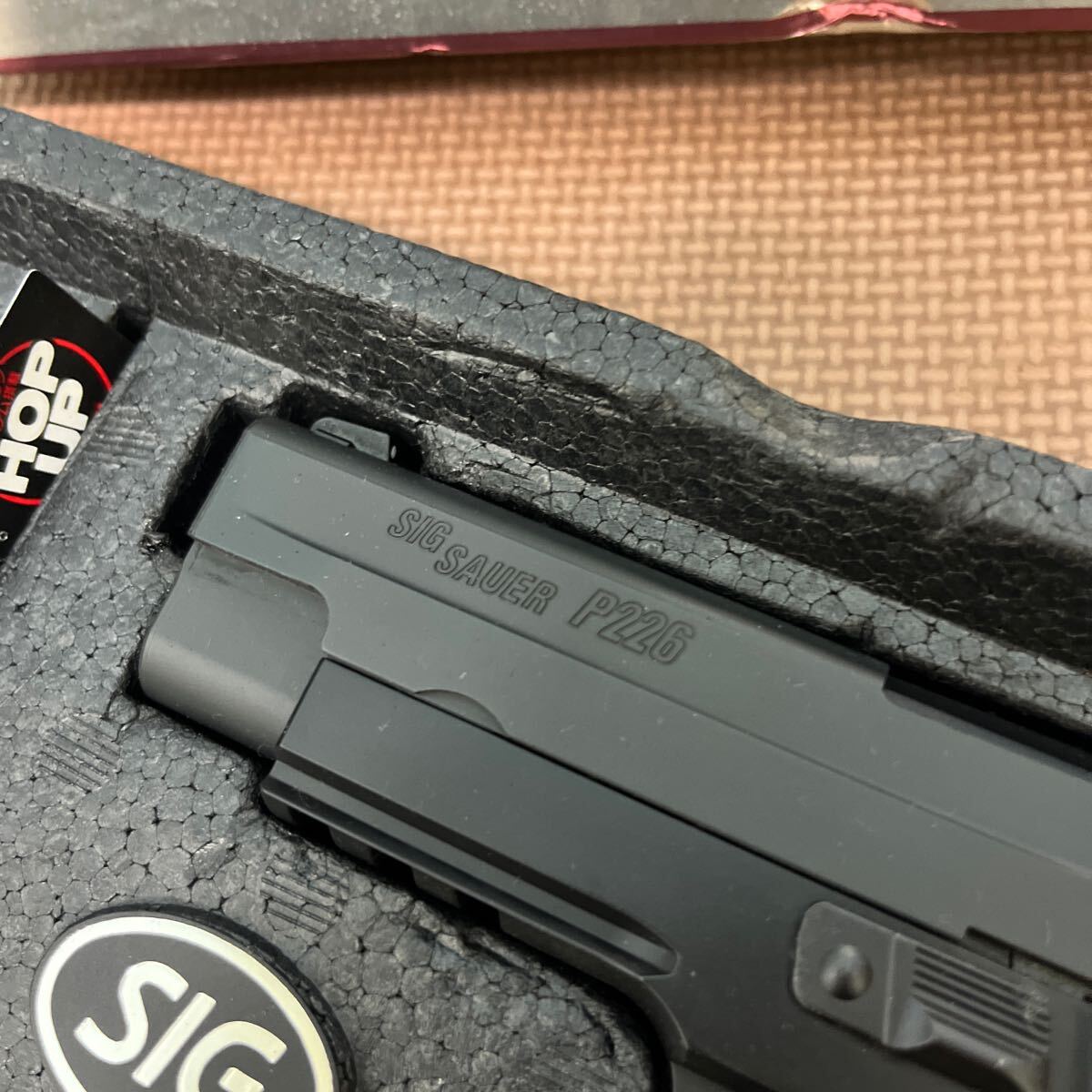 ◇【SP688】東京マルイ ガスブローバックガン　SIG SAUER P226 RAIL 9mm_画像4