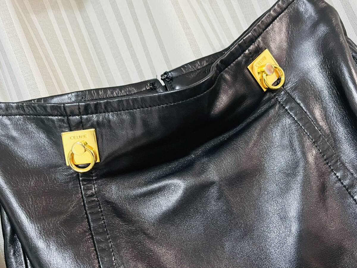 〇y320 CELINE セリーヌ レザージャケット/スカート セットアップ ロゴリング金具の画像6