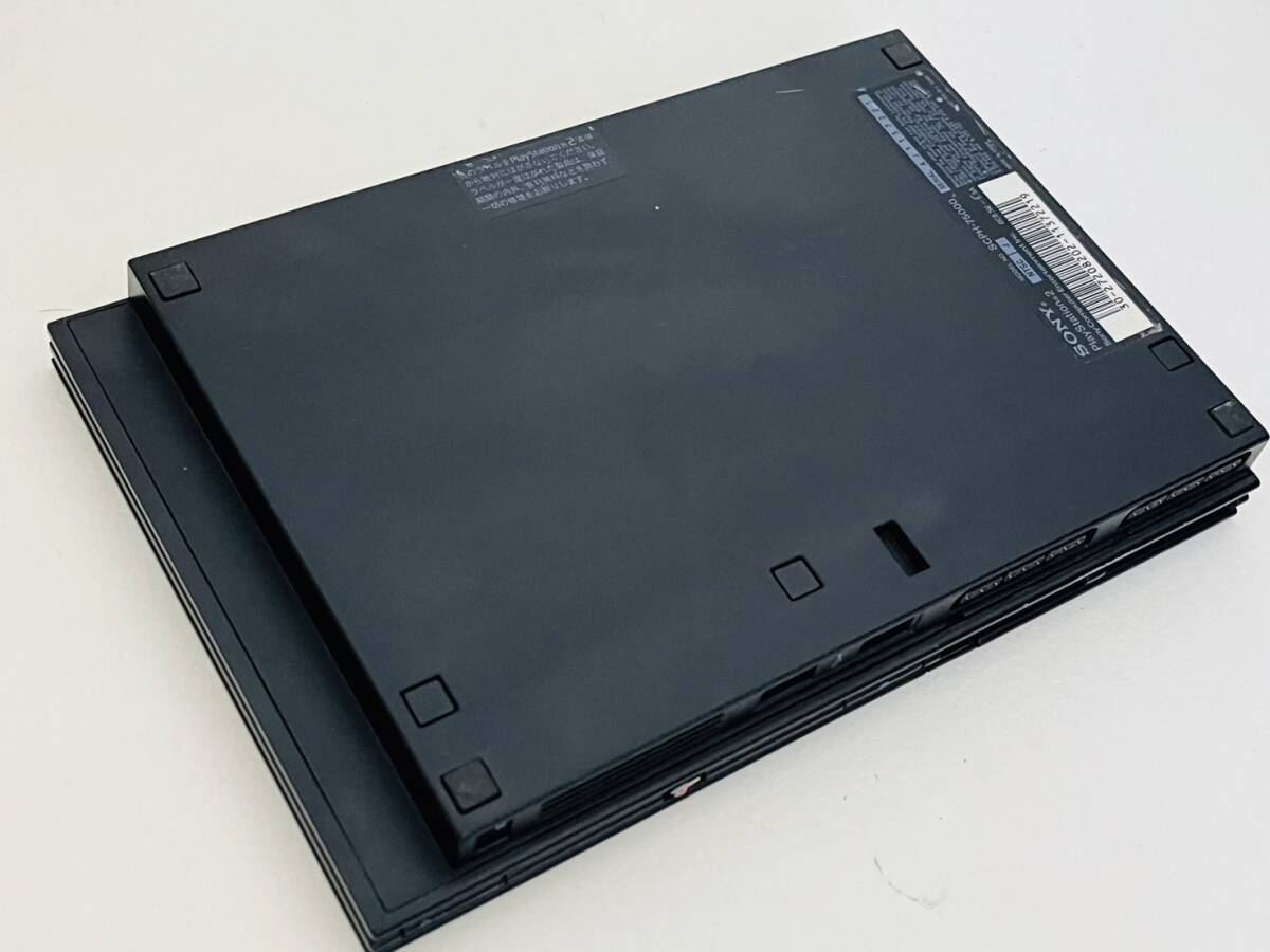 〇y330 PlayStation2本体 SCPH-75000 薄型PS2 コントローラー2ケ/電源・AVケーブル/メモリーカード まとめての画像6