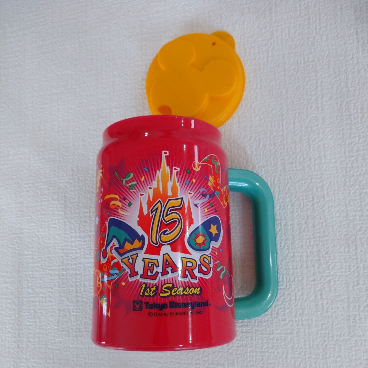 a28 Disney コップ マグカップ ディズニー キャラクターグッズ 当時物 15周年記念品 アニバーサリー高さ 14cm 横幅 10cm Mickey Mouse _画像1