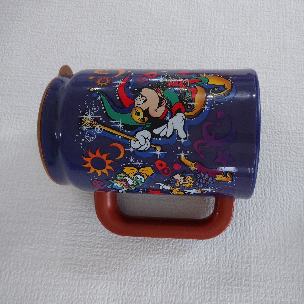 a29 Disney コップ マグカップ ディズニー キャラクターグッズ 当時物 15周年記念品 アニバーサリー高さ 14cm 横幅 10cm Mickey Mouse _画像2