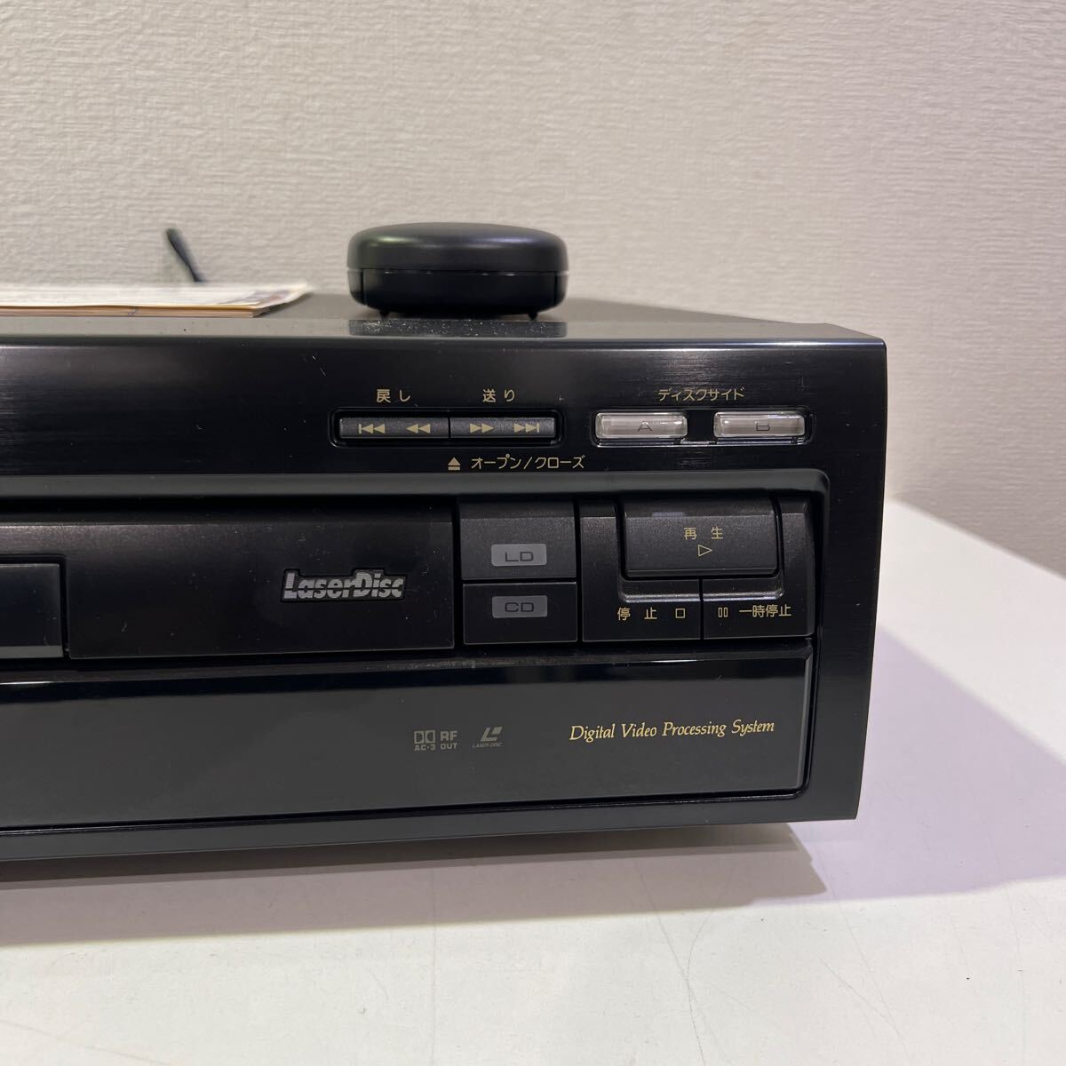 【希少】 Pioneer パイオニア CLD-R4 CD/LDプレーヤー レーザーディスクプレーヤー リモコン付き 140サイズ（419）の画像2
