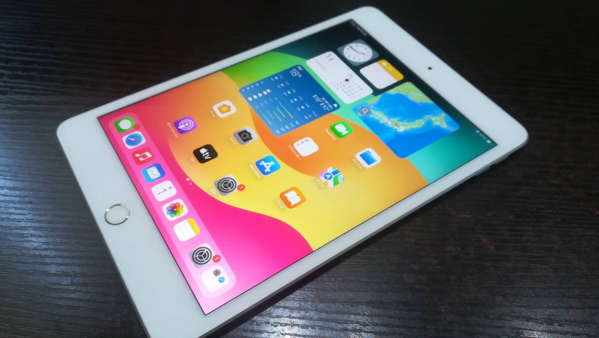 【良品♪】au Apple iPad mini 5 第5世代 Wi-Fi+Cellular 256GB A2124(MUXD2J/A)判定〇/シルバー/動作品_画像2