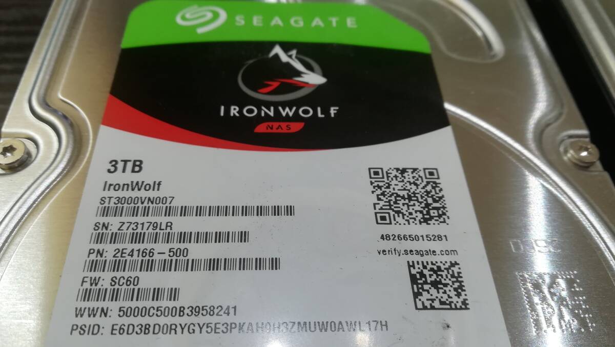【動作品♪2個セット】SEAGATE IRONWOLF ST3000VN007[3TB/3000GB SATA] 3.5インチ/HDD/ハードディスク_画像2