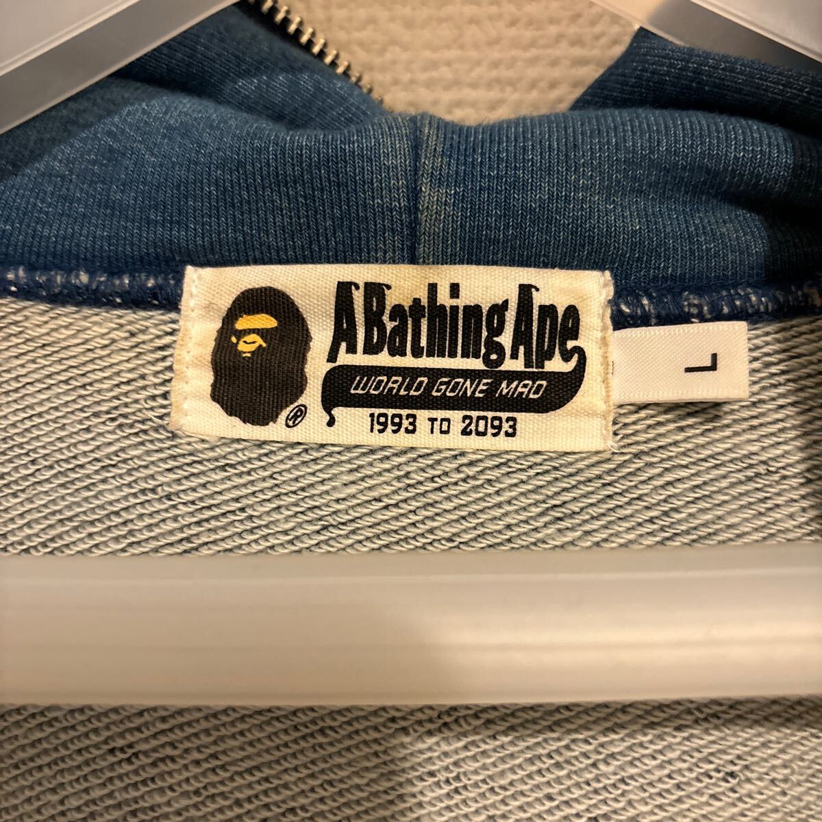 a bathing ape アベイシングエイプパーカー スウェット 古着 ジップアップ 長袖 _画像3