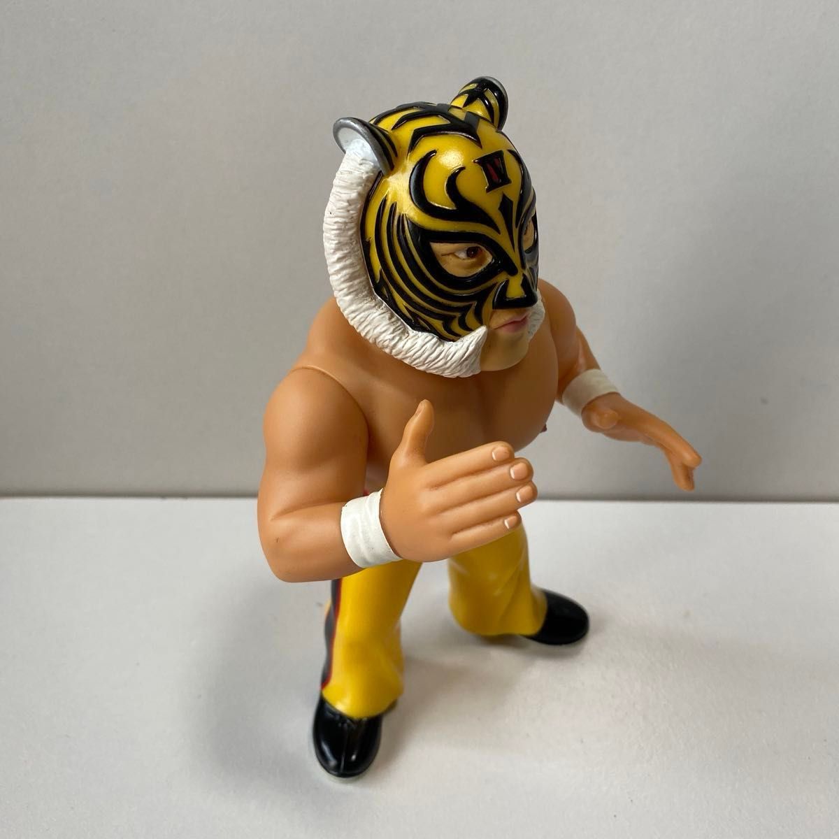 HAO タイガーマスク 4代目 新日本プロレス ソフビ|Yahoo!フリマ HAO タイガーマスク 4代目 新日本プロレス ソフビ|Yahoo!フリマ
