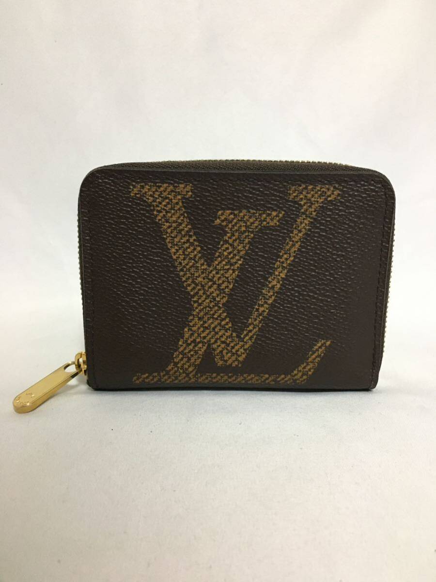 【美品】 ルイヴィトン モノグラム ジャイアント  ジッピー   コンパクト  財布 M69354 LOUIS VUITTON の画像1