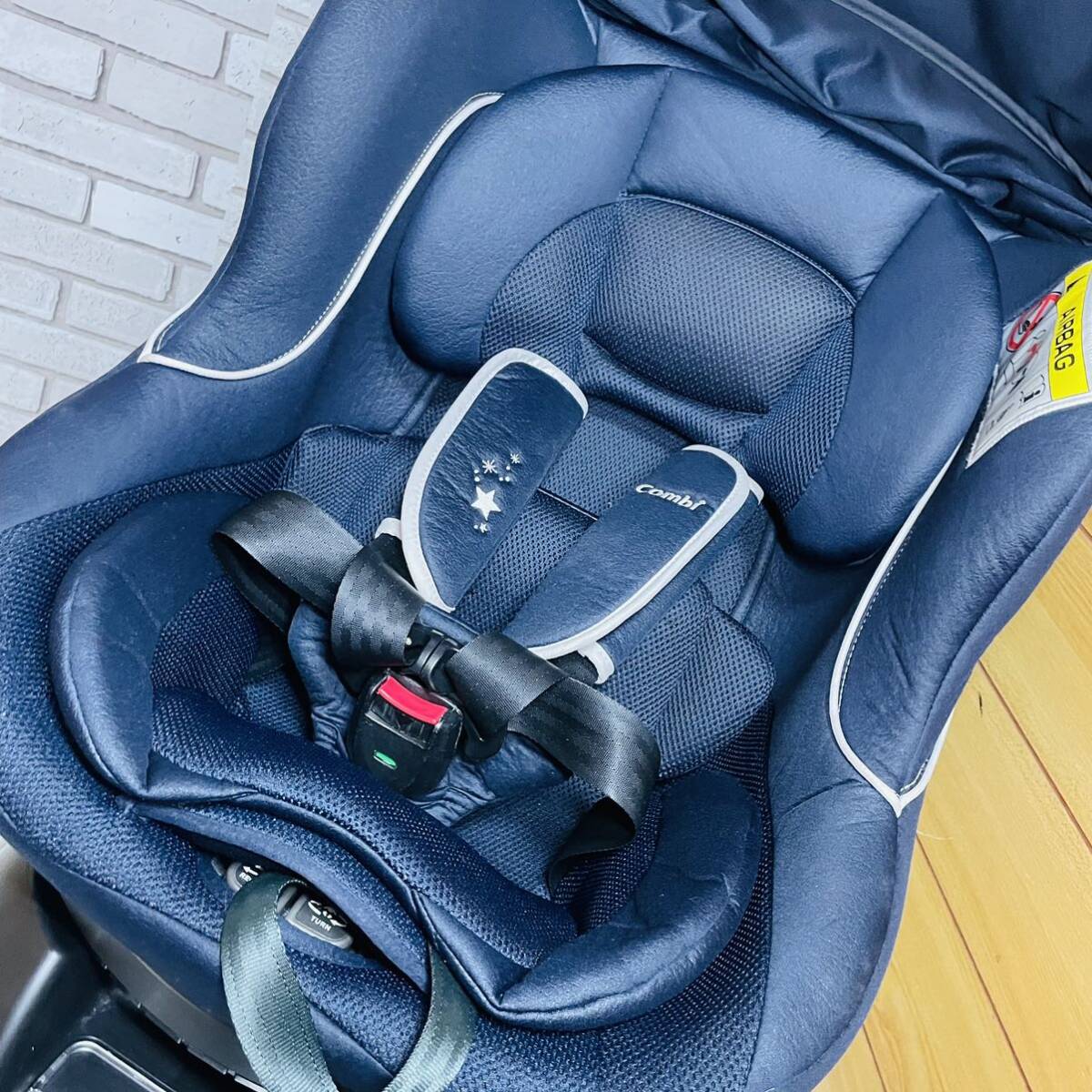 即決 使用5ヶ月 美品 combi クルムーヴ ISOFIX シンプライト チャイルドシート 送料込み 6100円お値引きしました 手洗い済み コンビの画像2