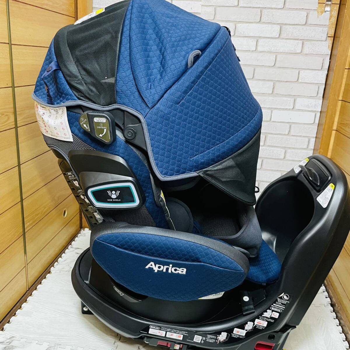 即決 使用4ヶ月 美品 アップリカ フラディアグロウISOFIX 360°セーフティ プレミアム AB 完備品 送料込 5000円お値引きしました 手洗い済の画像6