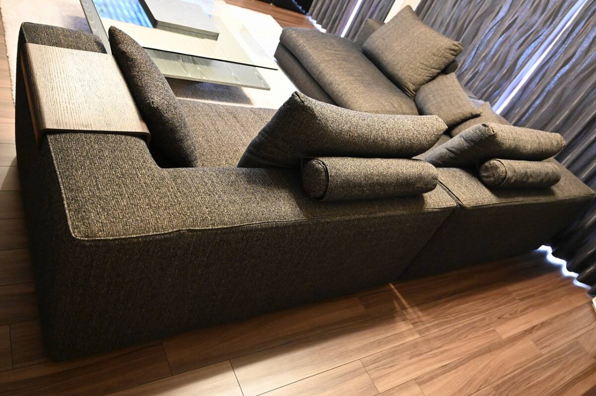 【美品】北欧家具moda en casa（モーダエンカーサ）ソファglobe M+X+I sofa & アームレストトレイ_画像4