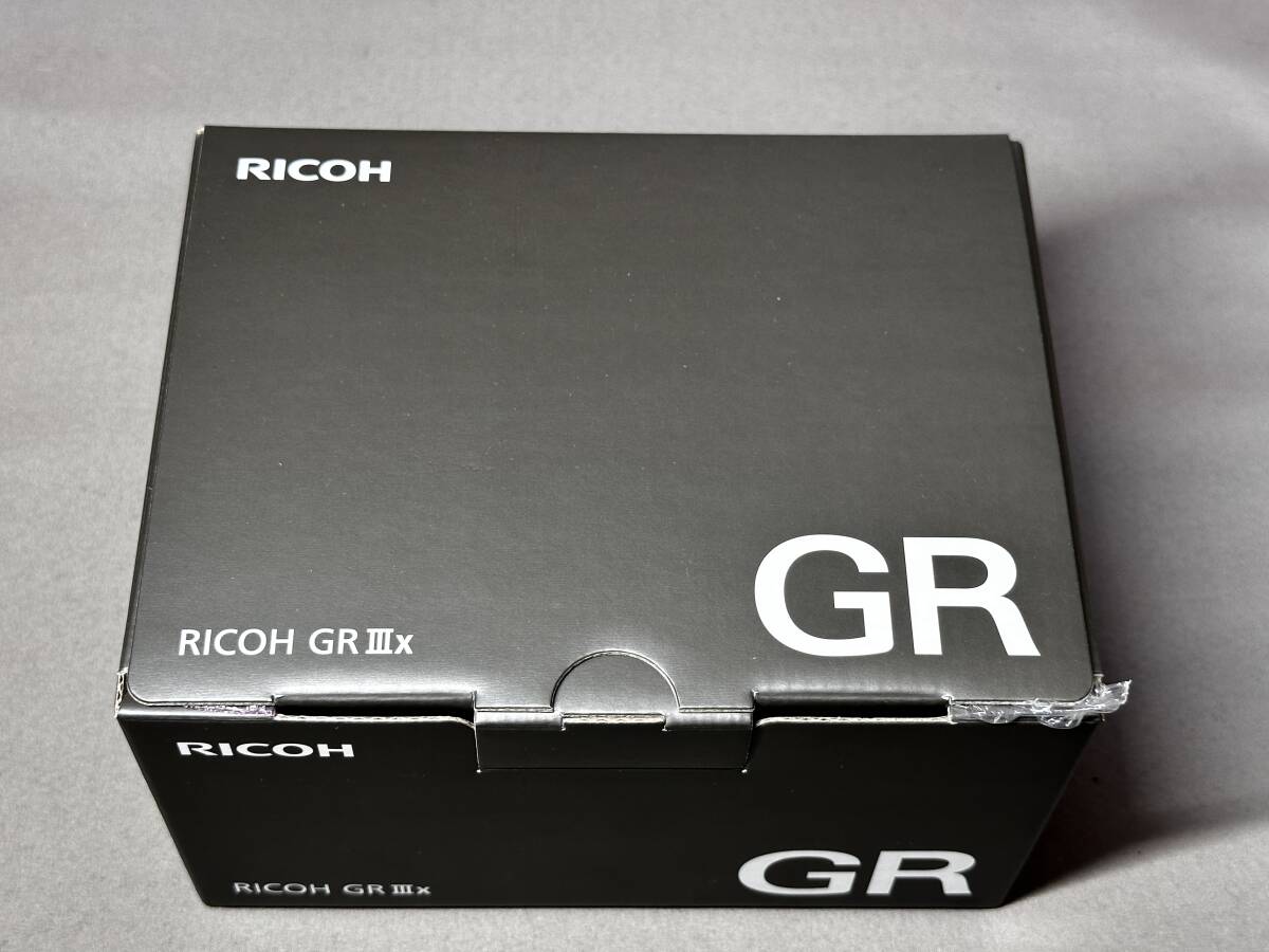 RICOH GR IIIx デジタルカメラ APS-C GR 3x シャッターカウント11回の画像1