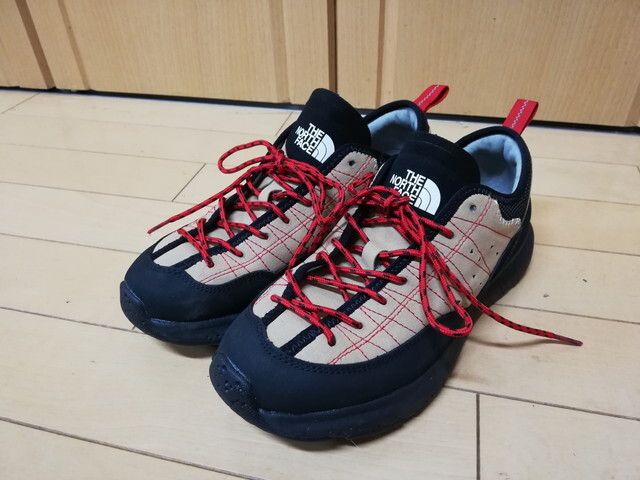 ノースフェイス★THENORTHFACEのXTRAFOAMスニーカー２４㎝★１回使用★極美品_画像1