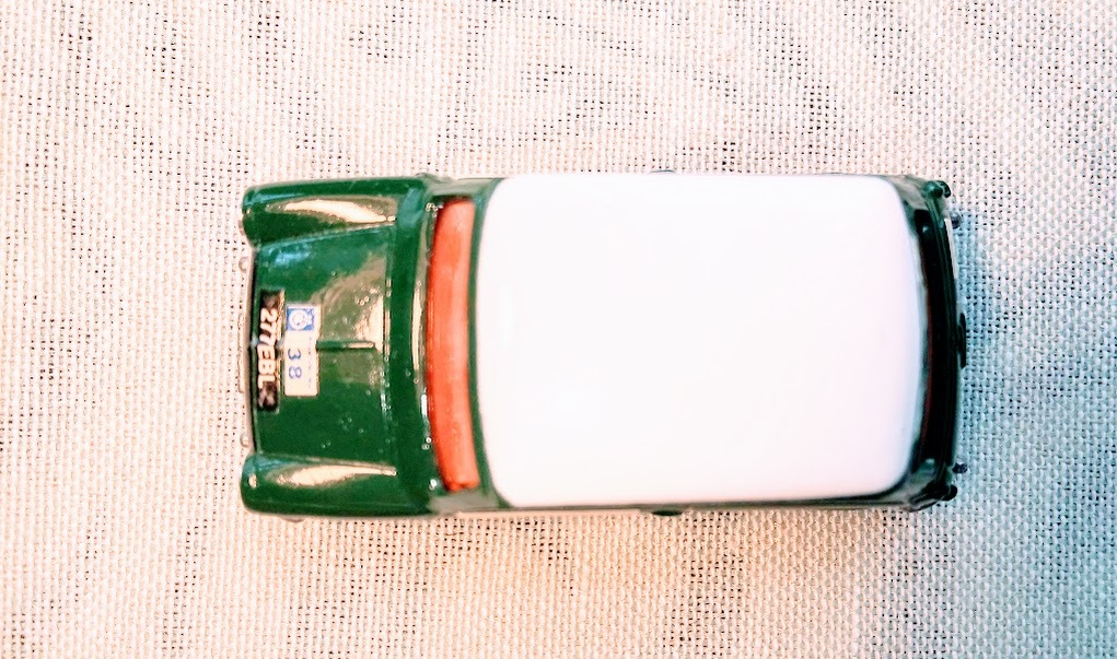 トミカミニクーパー 英国TRAFFIC  RACラリーカー仕様 緑／白 ゼッケン№３８ ２７７EBL トラフィックの画像6