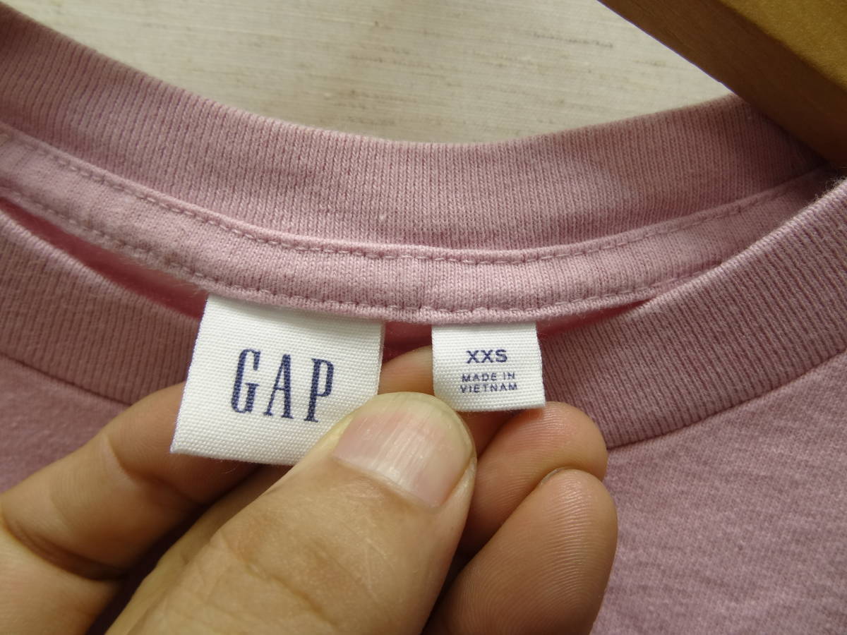  бесплатная доставка по всей стране Gap GAP мужской лиловый розовый цвет короткий рукав . с карманом одноцветный футболка XXS