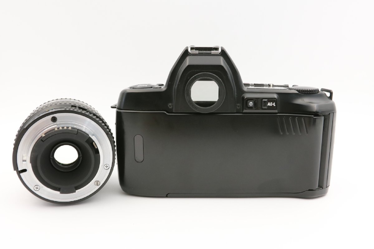 《動作保証》 Nikon ニコン F-801 + AF 35 - 70mm f/ 3.3-4.5 MF レンズ_画像3