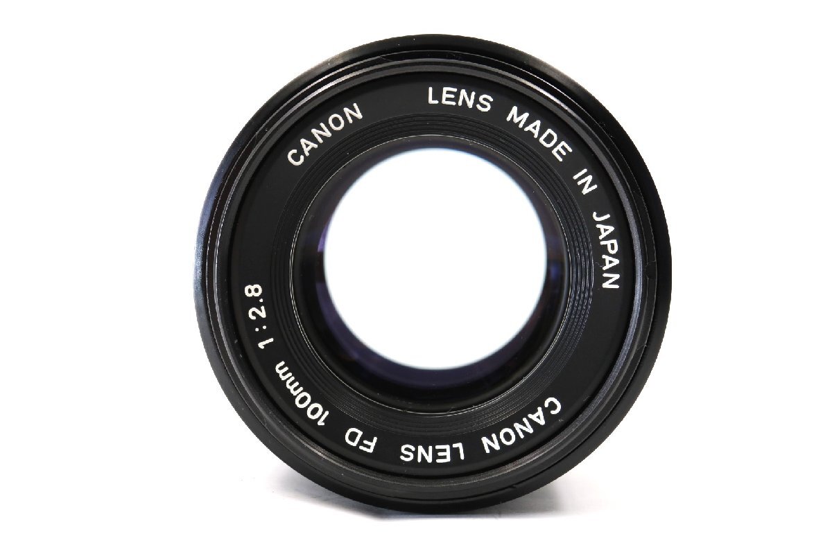 （動作保証） Canon キヤノン NEW FD 100mm f/ 2.8 化粧箱 キャリーケース 純正フード BT-52付 単焦点レンズ 一眼レフ MF レンズの画像2