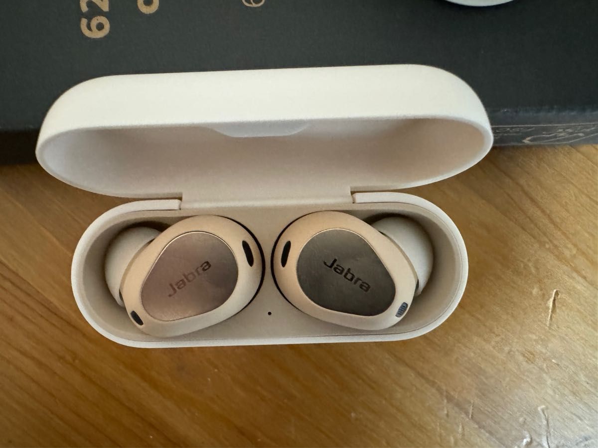 Jabra Elite 10 ワイヤレスイヤホン クリーム