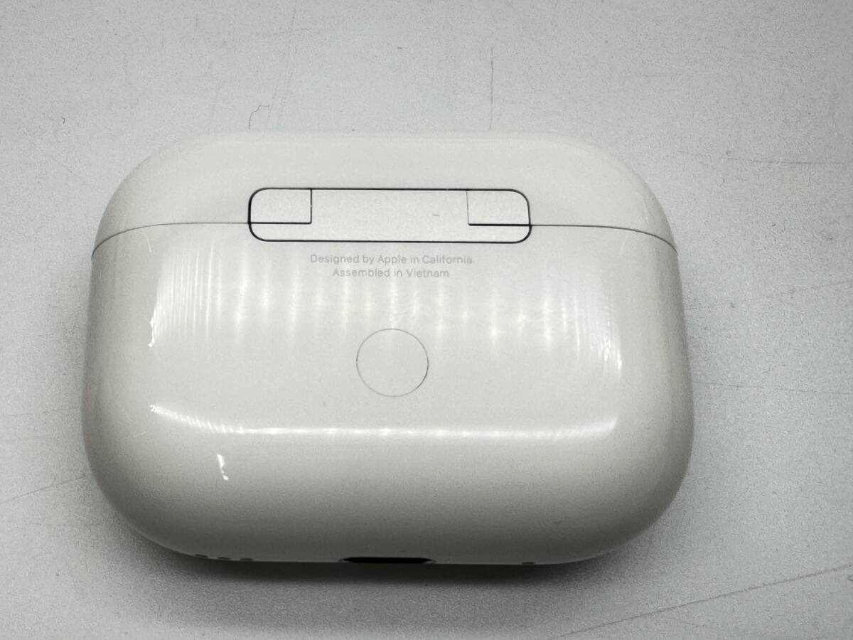 【大黒屋】Apple アップル AirPods Pro 第2世代 MTJV3J/A MagSafe充電ケース(USB-C) 除菌清掃済み 中古品 限定保証2025年2月14日_Apple AirPods Pro MTJV3J/A MagSafe USB-C