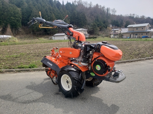 kubota クボタ TA1050 スーパーベジマスター 野菜の達人 10馬力 耕運機 管理機 偏平タイヤの画像2