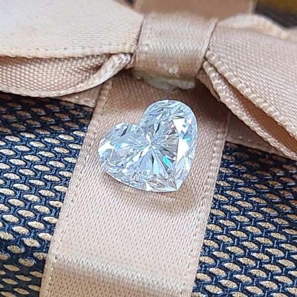 【製造大卸☆最安値】ハートカット 最高峰！ GIA 3.02ct D IF 2EX 天然ダイヤモンド ルース 【 GIA鑑定書付 】_画像5