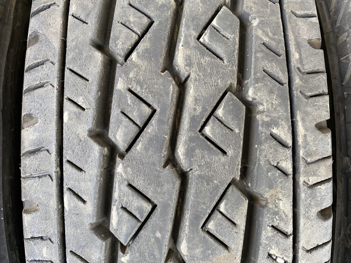 モ4609　送料無料　BRIDGESTONE ブリヂストン V600　185/80R14 97/95N LT　4本価格　2本2023年製/2本2020年製_画像5