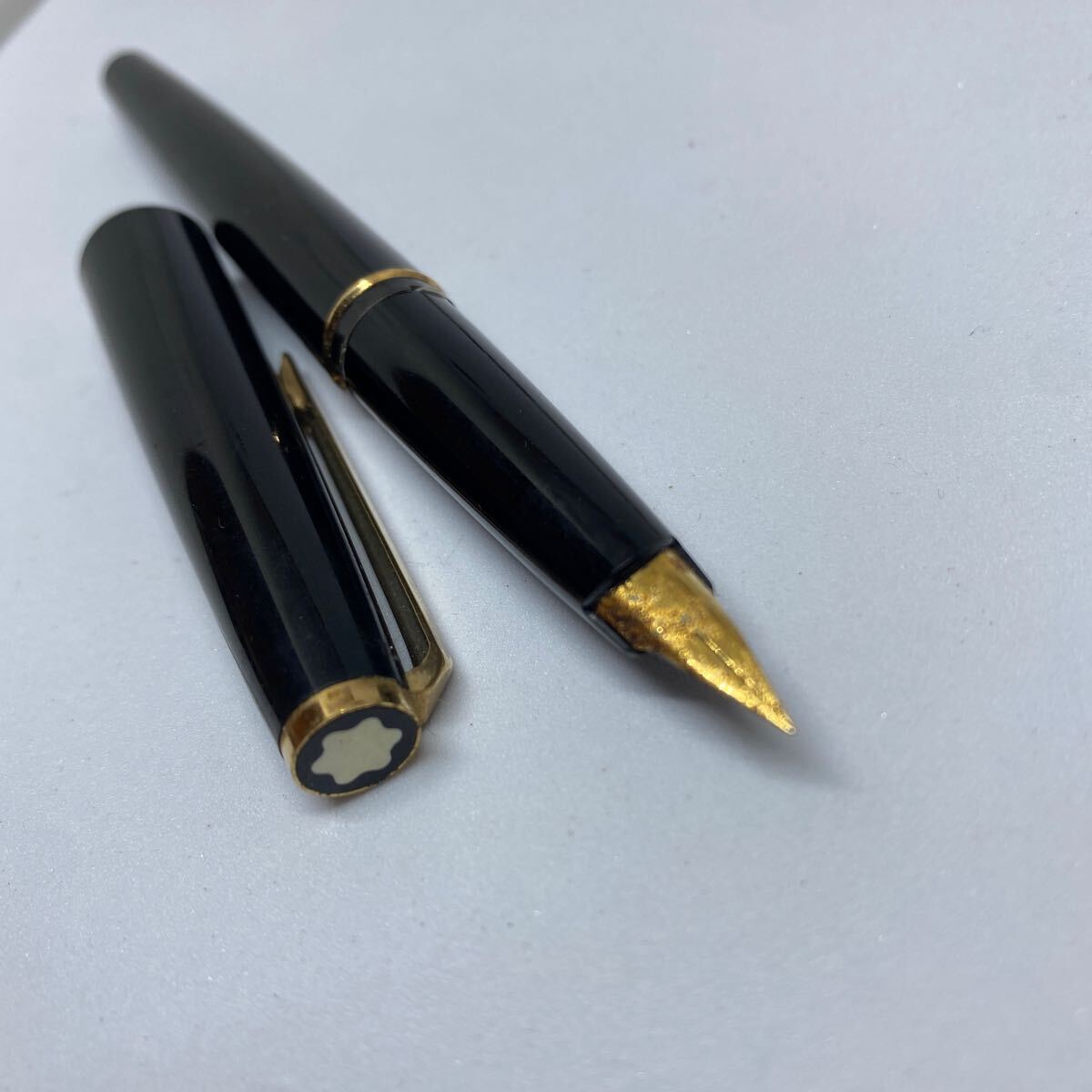 1円〜 MONTBLANC モンブラン 万年筆 ブラック 筆記用具 ペン先 ゴールド GERMANY ジャンク 高級筆記用具 アンティーク 売り切りの画像1