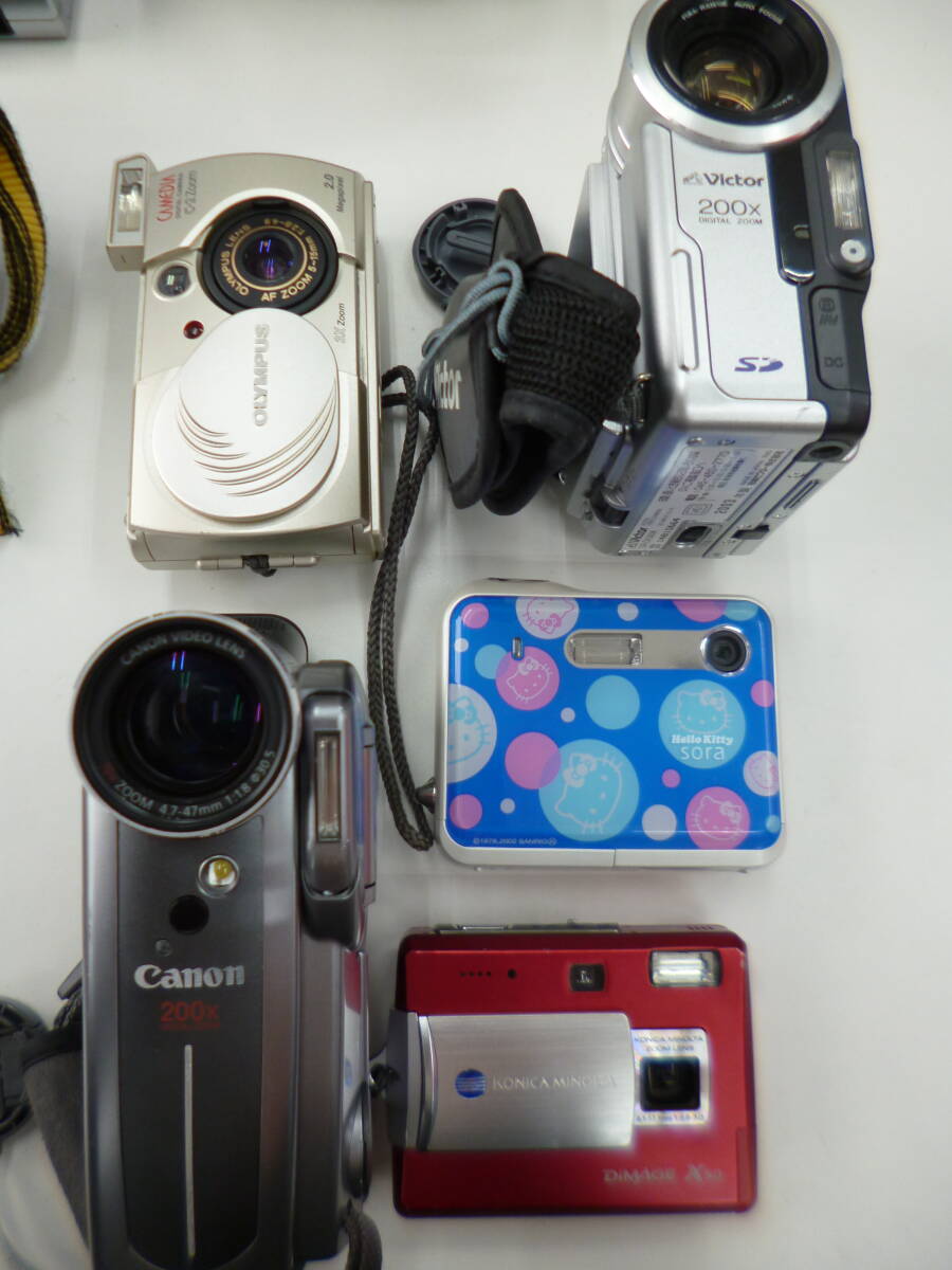 SONY Victor TOSHIBA PENTAX Olympus Canon Nikon ビデオカメラ フィルムカメラ デジタルカメラ 付属品多数 ジャンク品セットの画像7