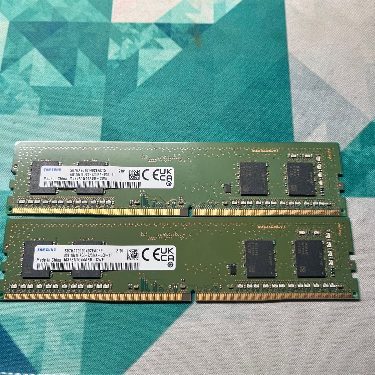 メモリ　PC4-3200 8GB×2