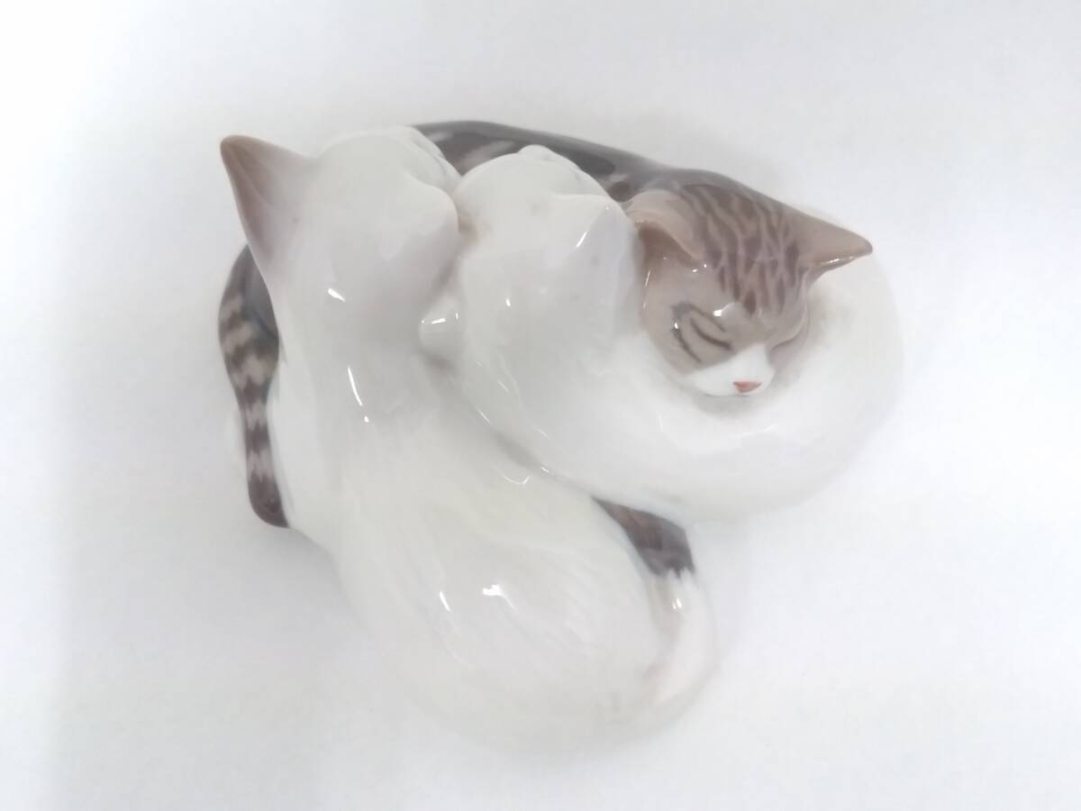 【美品】Royal Copenhagen ロイヤルコペンハーゲン フィギュリン Sleeping Cat スリーピングキャット/3匹の猫/陶器人形/06KO0402047-6の画像8