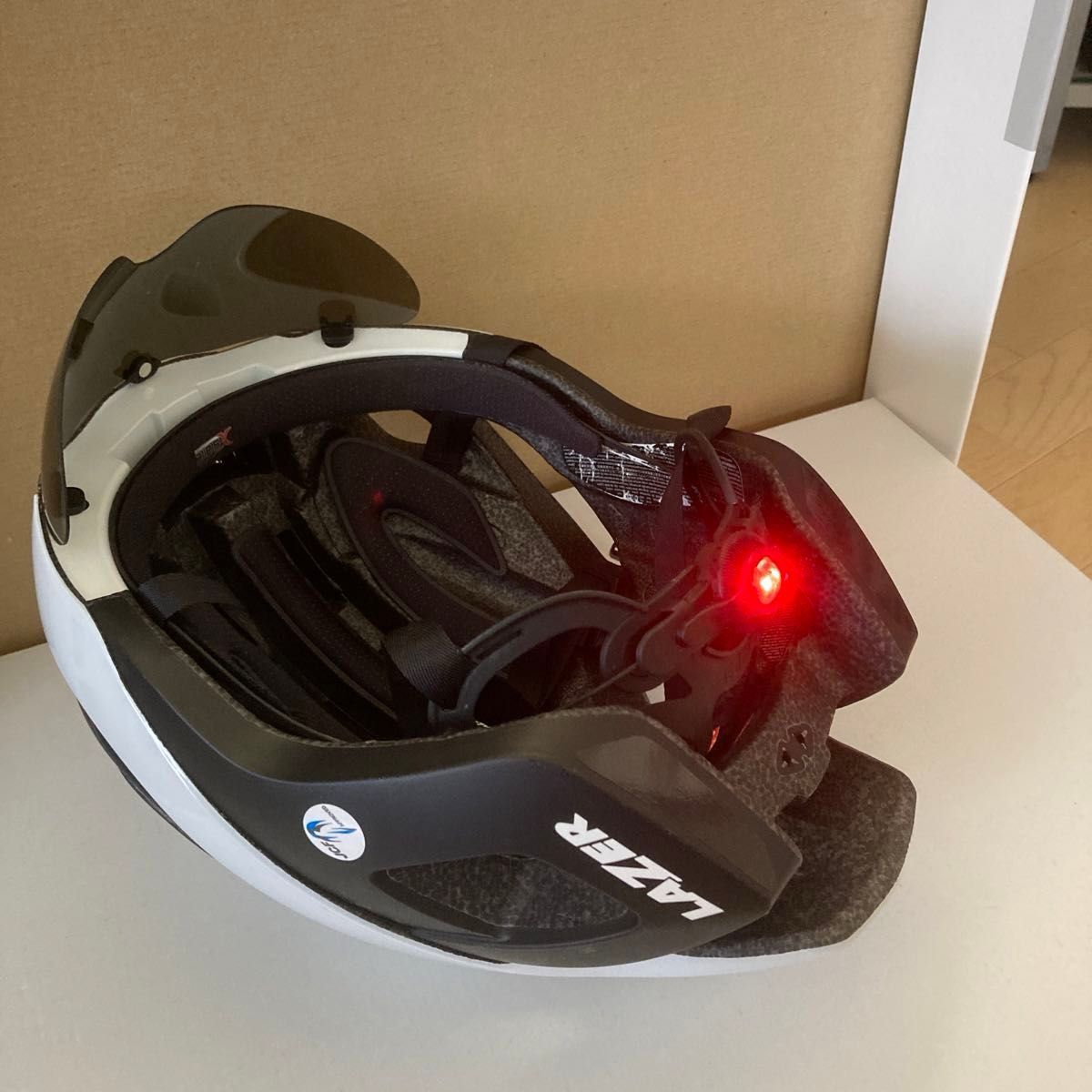 LAZER(レーザー) ヘルメット Bullet 2.0 AF アジアンフィットモデル レンズ・LEDテールライト付き