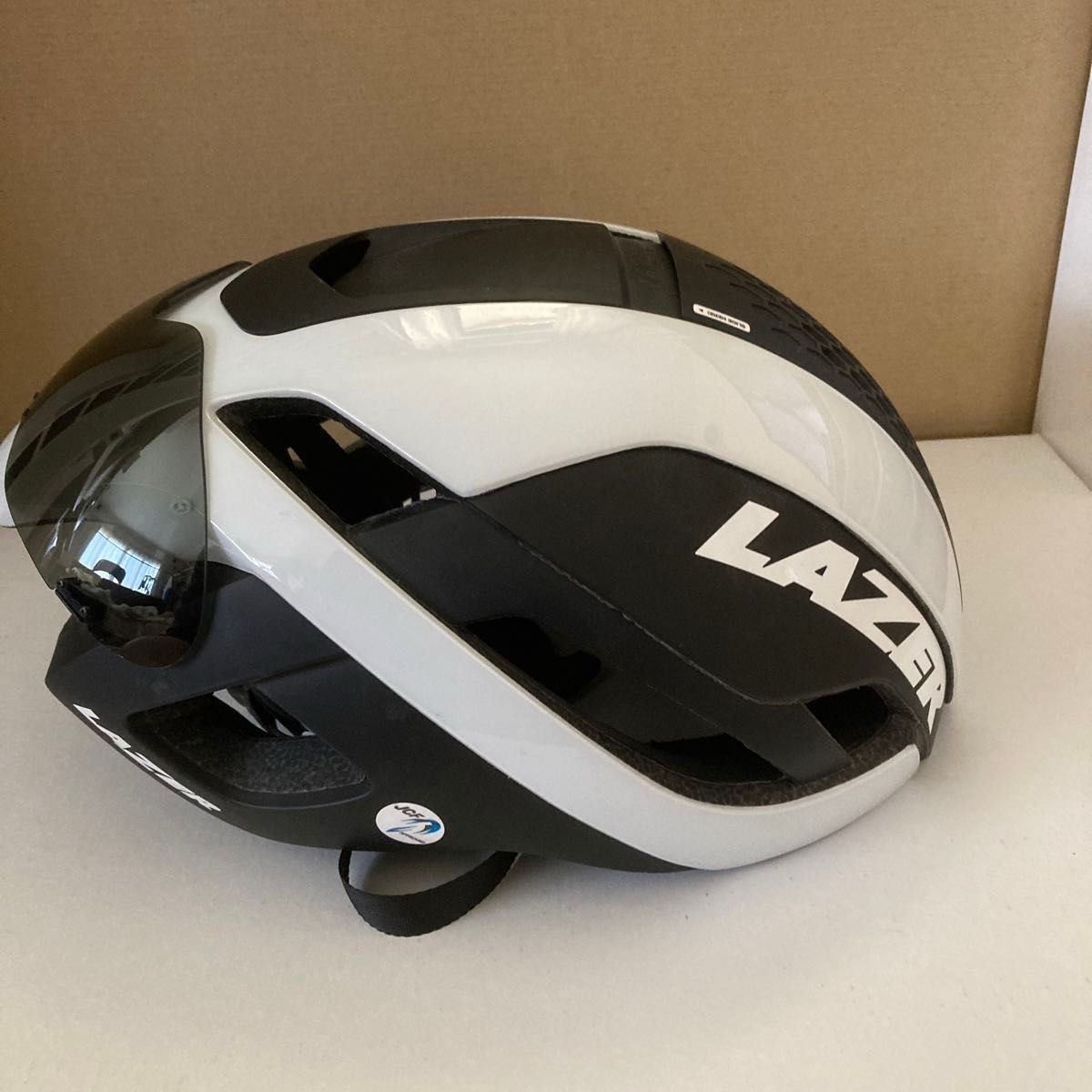 LAZER(レーザー) ヘルメット Bullet 2.0 AF アジアンフィットモデル レンズ・LEDテールライト付き