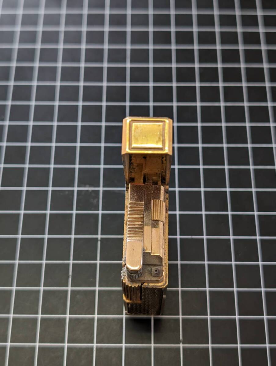 [ジャンク] デュポン ST.Dupont ガスライター ローラー式 ゴールド ショート 高さ約4.7cm ブランド 着火未確認/火花確認済 同梱可の画像8