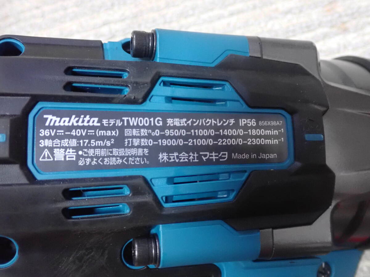 ★未使用に近いです★マキタ★makita★充電式 インパクトレンチ 40V★TW001G★取説付き★オプションのハンドルグリップ付きの画像3