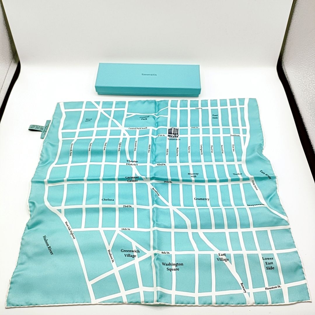 未使用品】TIFFANY&Co ティファニー ニューヨーク スカーフ 小判 未使用品】TIFFANY&Co ティファニー ニューヨーク スカーフ 小判